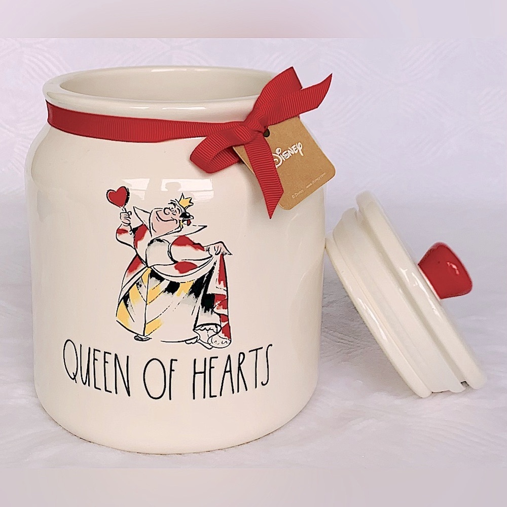 Rae Dunn Disney Villains Alice In Wonderland Queen of Hearts Canister - Picture 3 of 7
